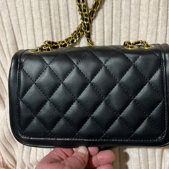 New black and gold cross body - Picture 2 of 7